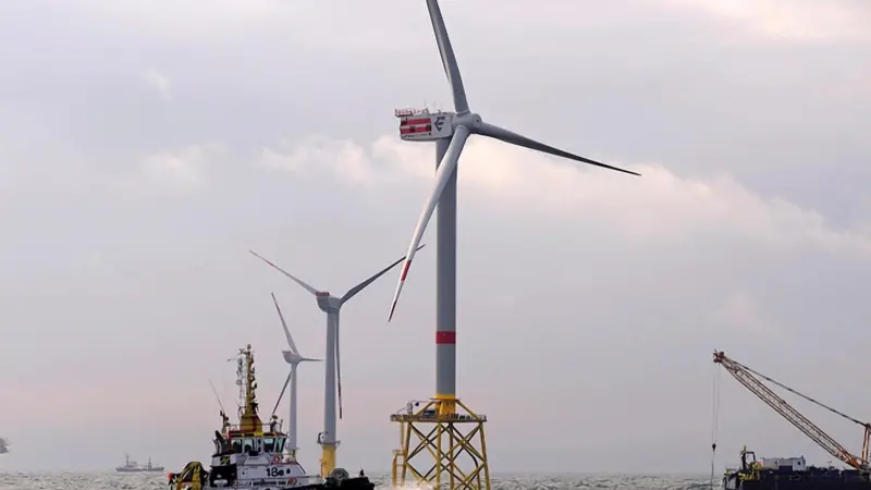 Palfinger Wind offshore wind turbine service crane