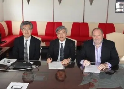The contract is signed at Harris Pye’s head office in Barry, South Wales, UK: (left to right) Takatsugu Yuki (MHI), Toshiaki Hori (MHI) and Mark Prendergast (Harris Pye)