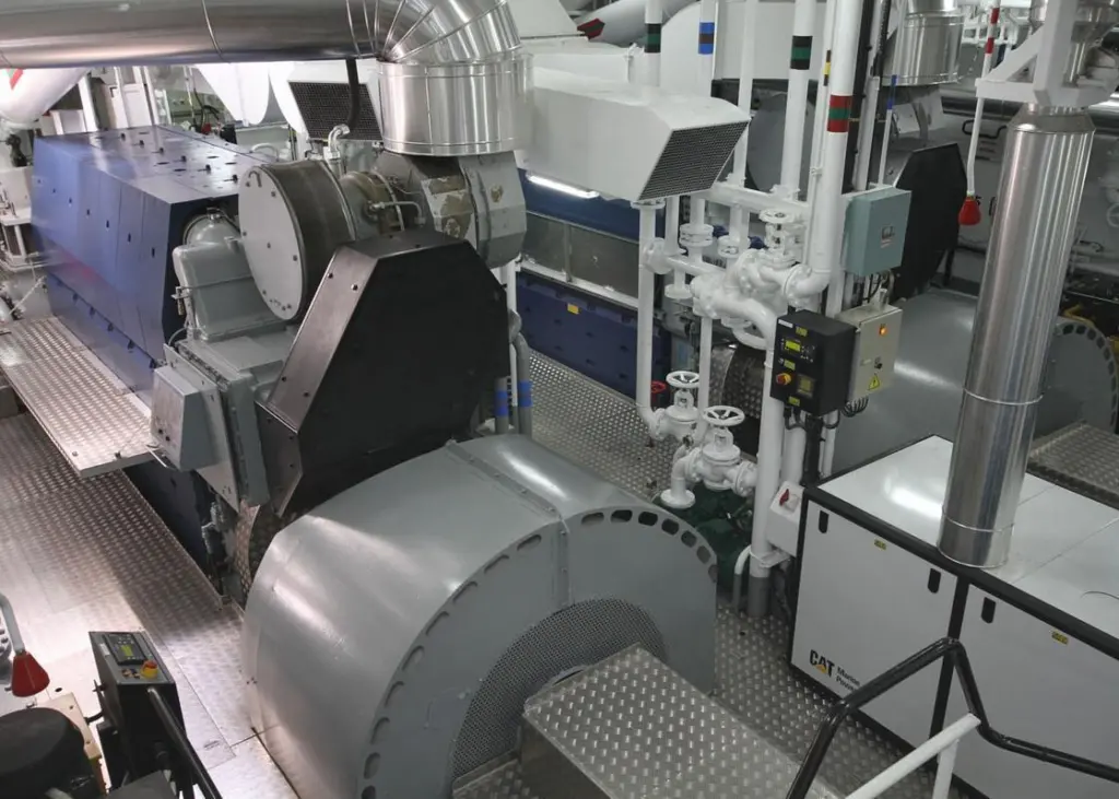‘Neptun’s’ engine room and its twin 7L27/38 four-stroke engines