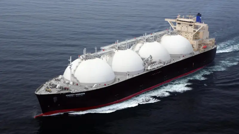 ‘Energy Horizon’ powered by a steam turbine coupled with an energy efficient heat recovery system