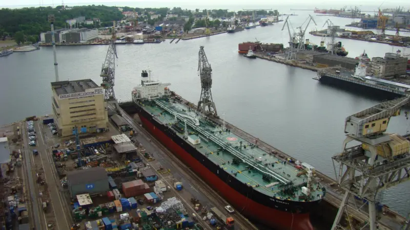 Dynacom managed tanker ‘Ice Energy’ drydocked for her first special survey