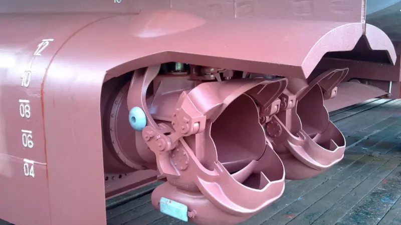 MJP’s new waterjet double control, as applied to a French landing craft
