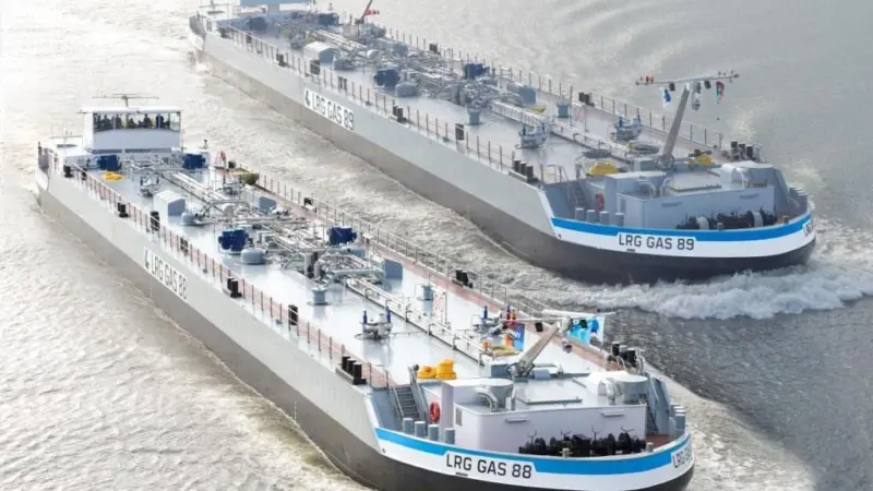 Rhine and canal service for new Lehnkering tanker twins