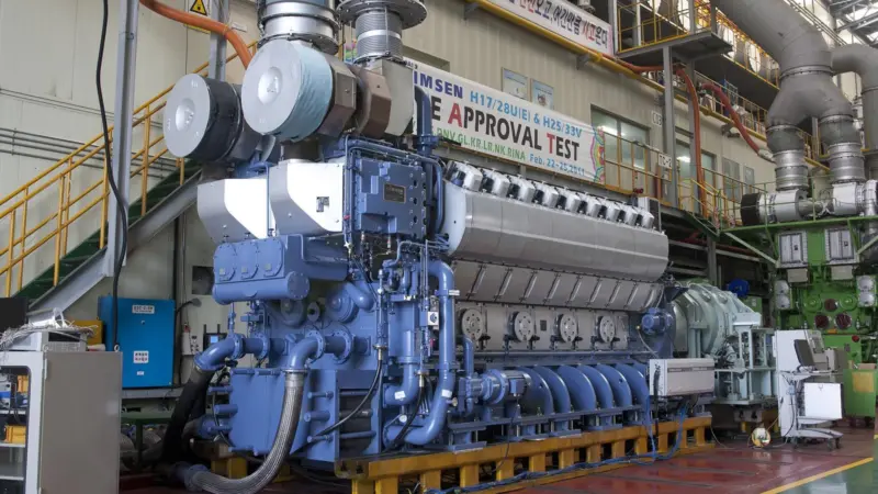 Hyundai's inexorable development of its HiMSEN brand has included this year's release of vee-form models in the H25/33 medium-speed series