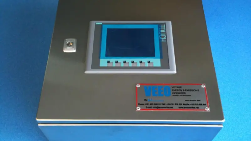 The VEEO display unit from TecnoVeritas