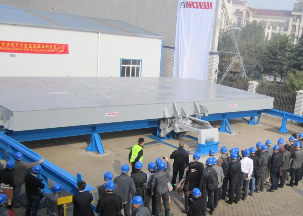 Close to 150 customers from Chinese and Japanese shipyards attended Cargotec’s first full-scale MacRack demonstrations, which were held in Nantong