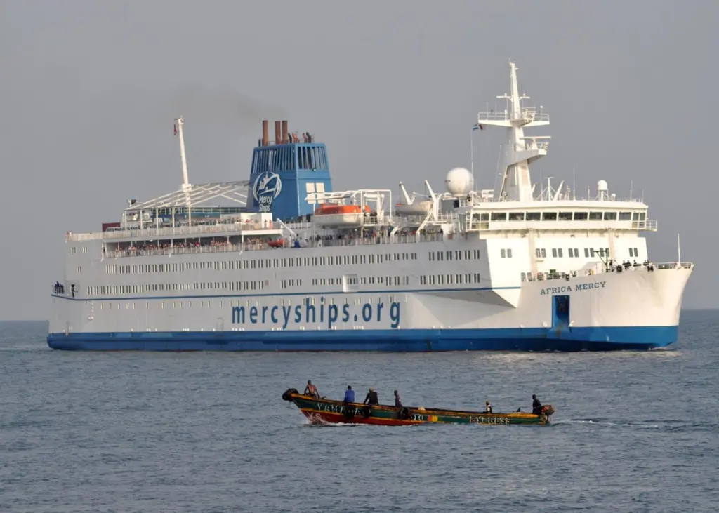 The ‘Africa Mercy’ (Mercy Ships)