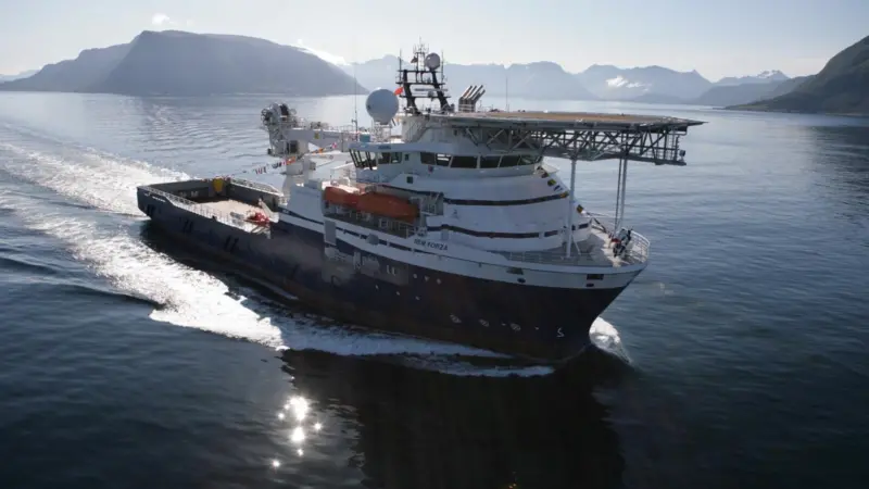 The type of offshore support vessel that ABB says will benefit from a DC grid system