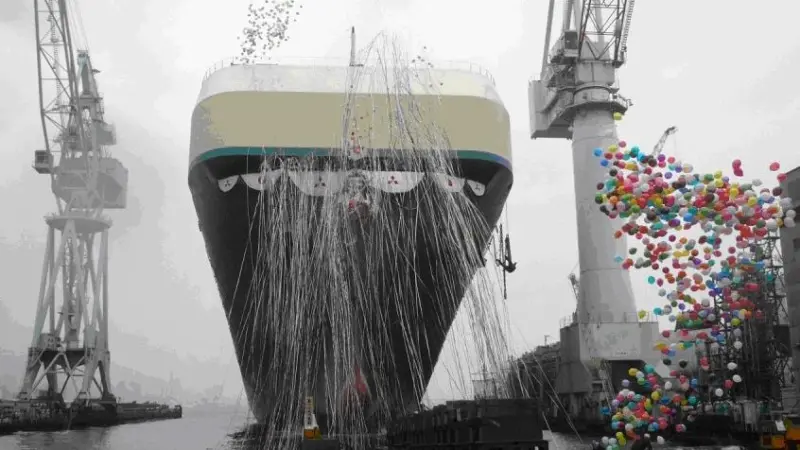 Launch of MOL’s ‘Emerald Ace’ at the MHI Kobe yard on 13 March