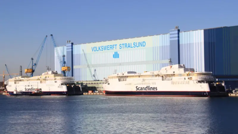 ‘Berlin’ and ‘Copenhagen’ still waiting in Stralsund