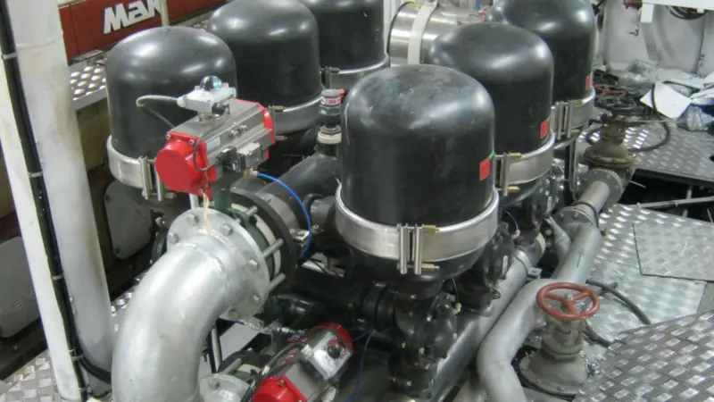 Hyde HG250 installation for Tropical Shipping