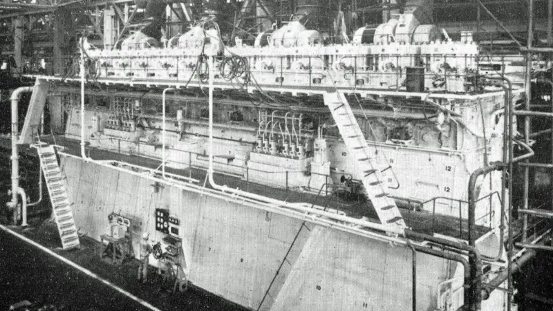 12-cylinder Yokohama-MAN engine of 840mm bore, rated at 22,000bhp at 115rpm