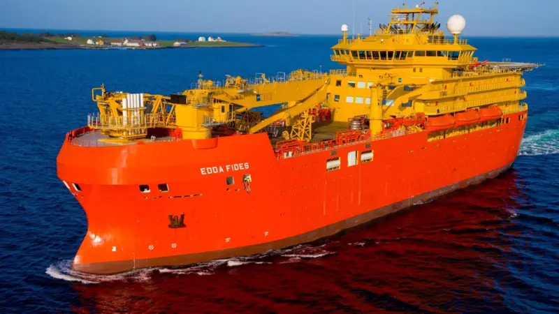 ‘Edda Fides’ recently visited Gibdock for maintenance work, primarily concerned with the thruster installation