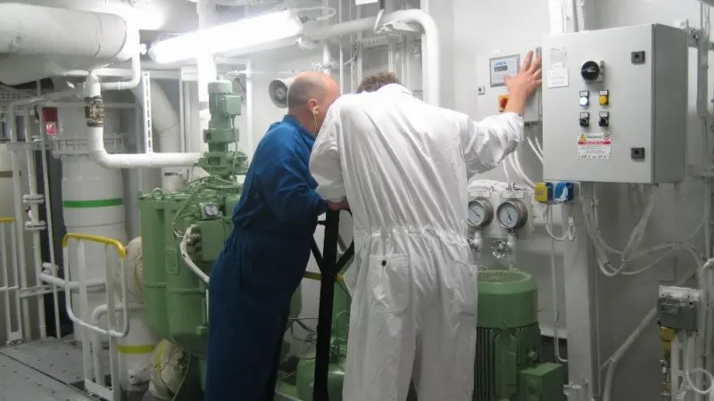 Bollfilter UK service engineer providing onboard training