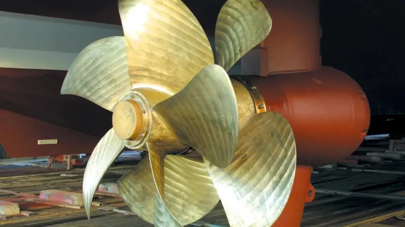 A Rolls-Royce CRP azimuthing thruster