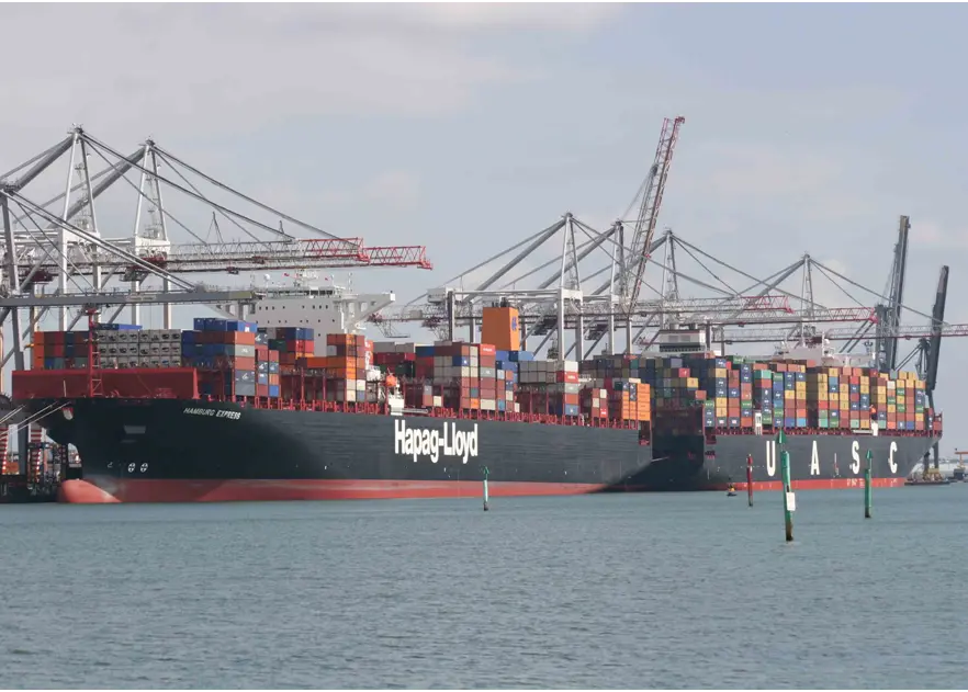 The 'Hamburg Express' and 'Jebel Ali' berthed at DP World Southampton's container terminal