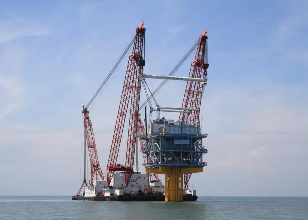 Rambiz London array substation