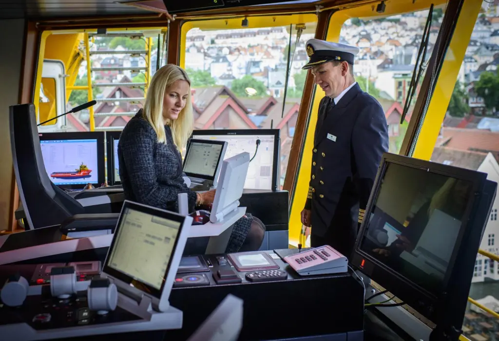 HRH Crown Princess Mette-Merit, gets shown around the bridge