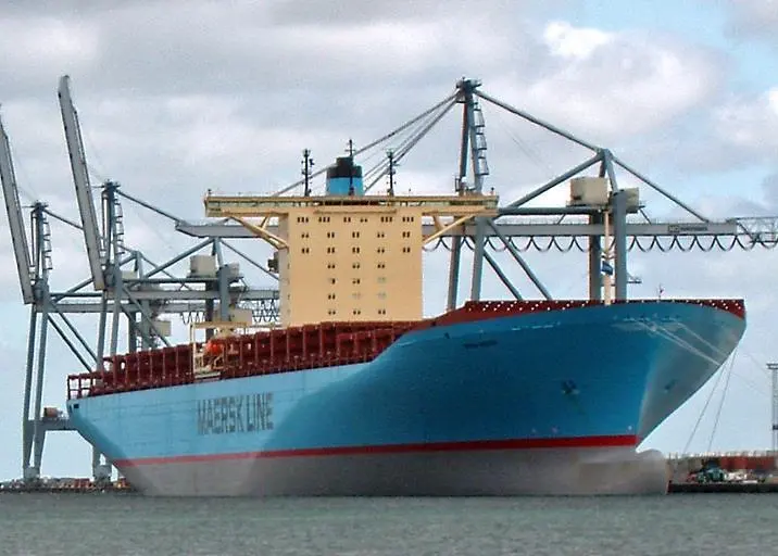 Big box ships are edging out older vessels