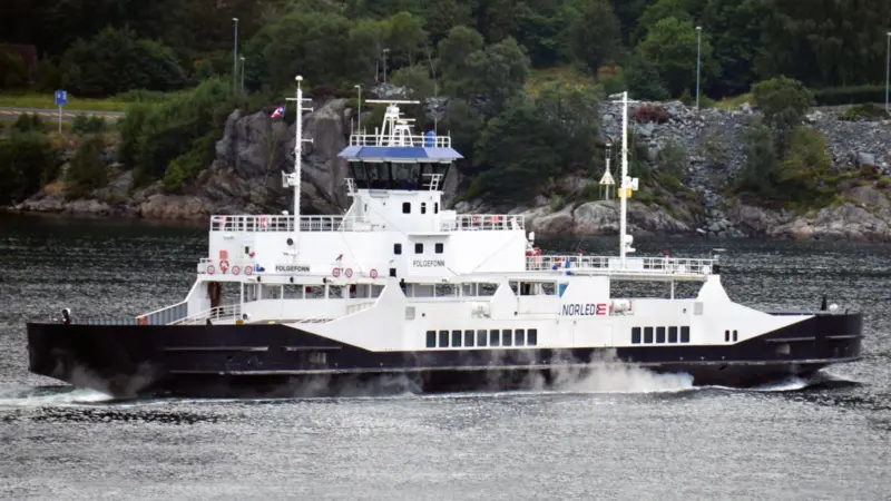 A repower package for the Norwegian ferry ‘Folgefonn’ features Sperre’s new Pleat coolers