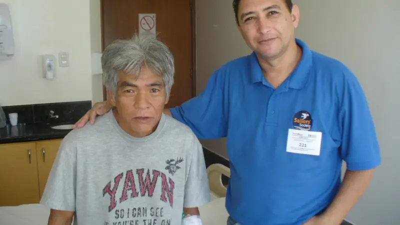 Sailors’ Society’s port chaplain of Vitoria, Brazil, gives support to a hospitalised seafarer