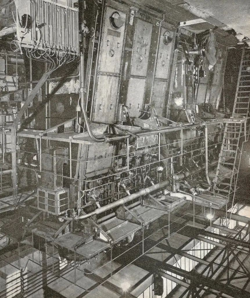MAN’s 6-cylinder 860mm bore engine on trials at Augsburg