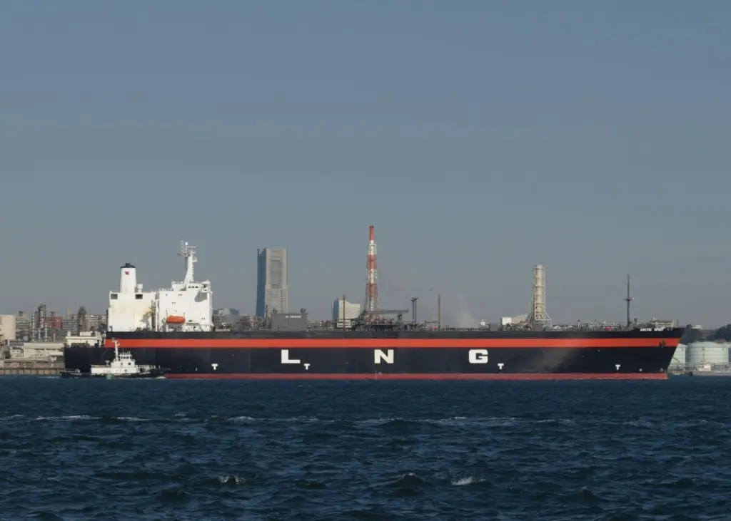 Teekay LNG carrier ‘Arctic Spirit’ is helping to re-establish Damen Shiprepair Brest in the LNG refit market