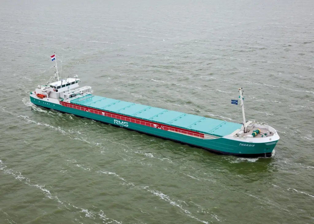 Ultra-efficient coaster ‘Tharsis’ has diesel-electric propulsion and twin screws; she entered service between Duisburg, in the Ruhr heartland, and the UK inland port of Goole