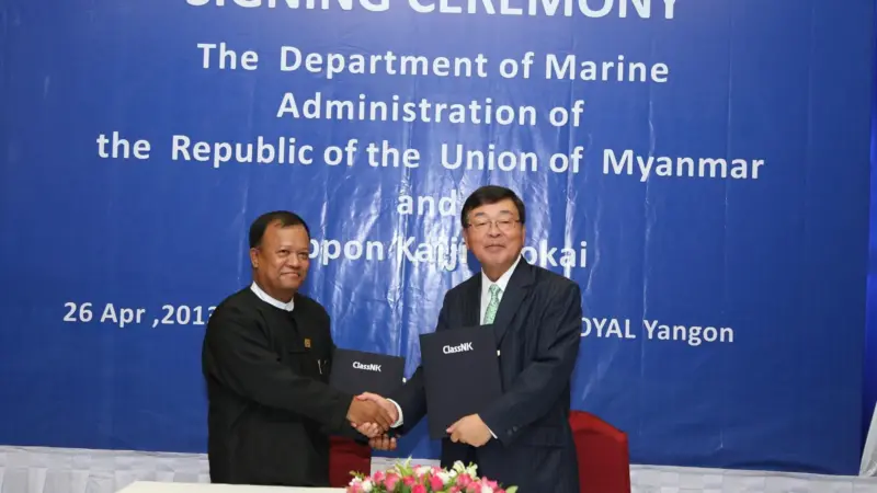 The signing ceremony took place on 26 April 2013