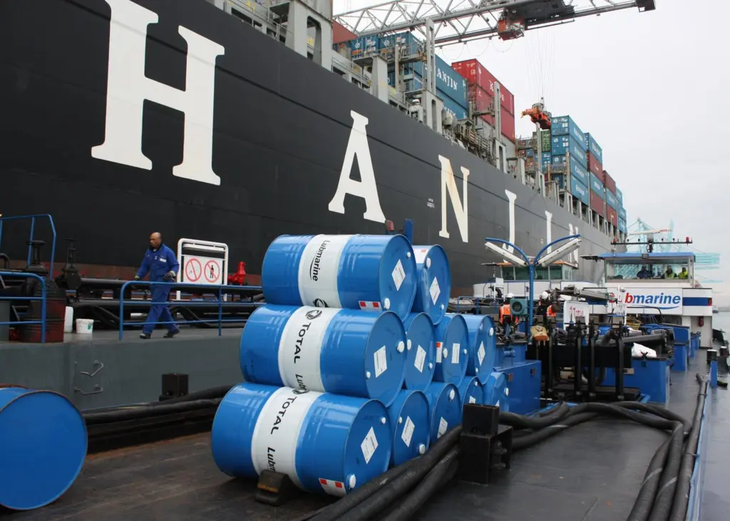 Total Lubmarine says its Talusia Universal is the most widely–used universal cylinder lubricant