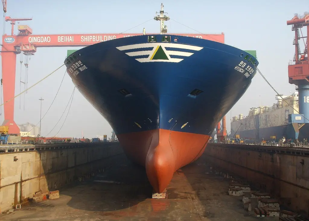 The new bulbous bow on the 'Hyundai Brave' has produced 5% fuel savings
