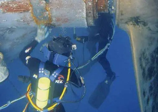 Underwater seal repair provides an economic alternative to drydocking, says Wärtsilä