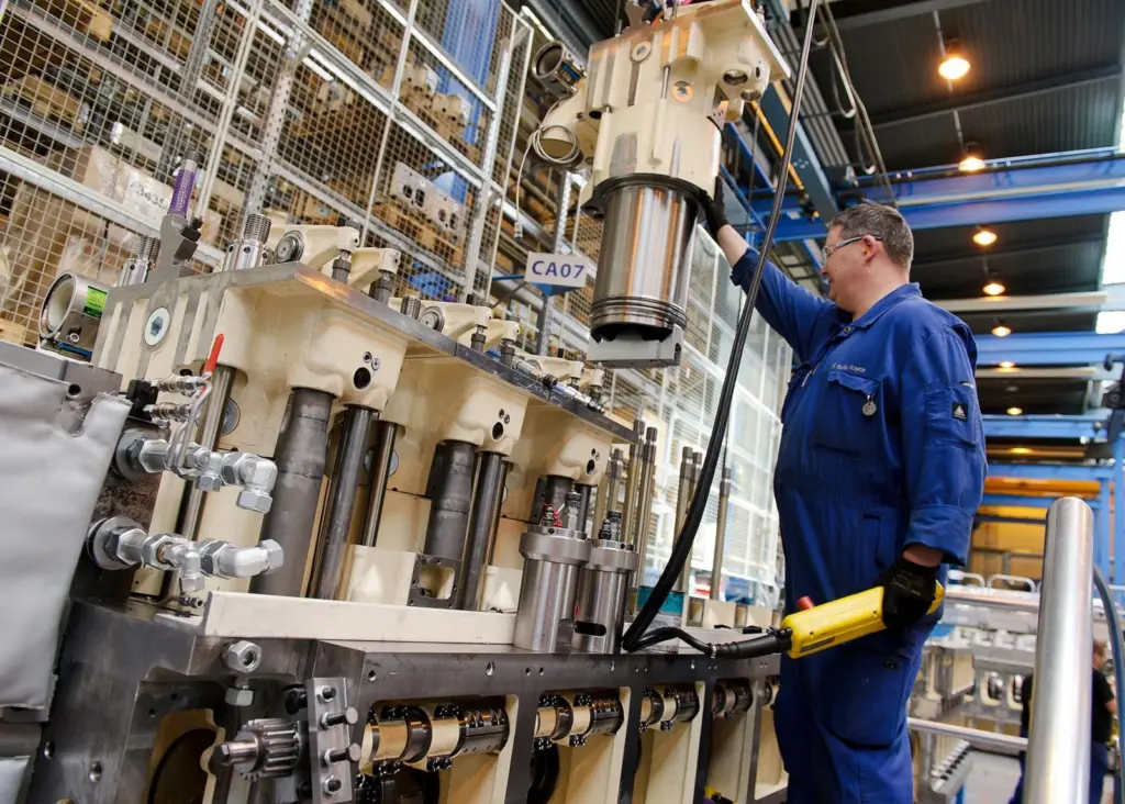 The engine portfolio of Bergen Engines comprises medium speed units for ships and generator sets