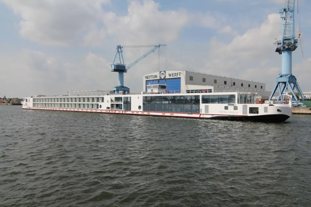 Papenburg shares building of latest Longships