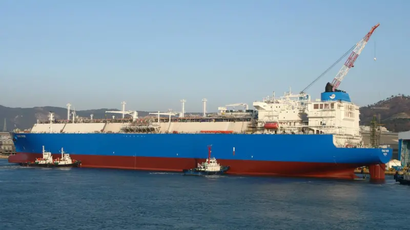 ‘Yenisei River‘ is the first of two LR ice-classed LNG tankers built at HHI for Dynagas