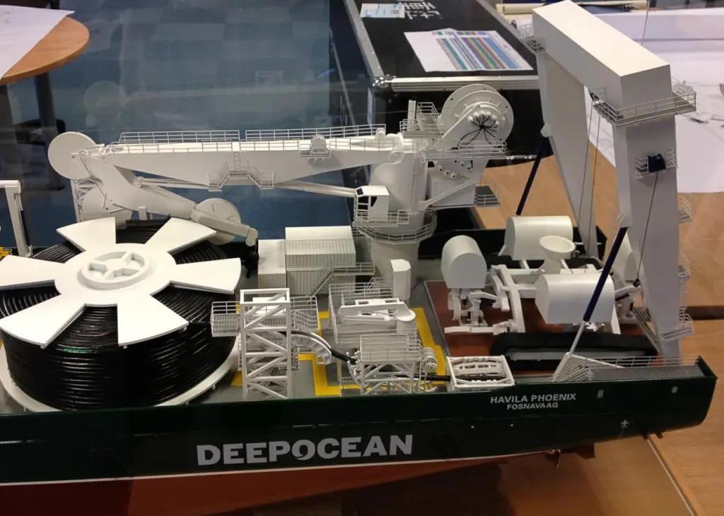 The new equipment is shown on a model of the ‘Havila Phoenix’ after conversion (Deep Ocean)