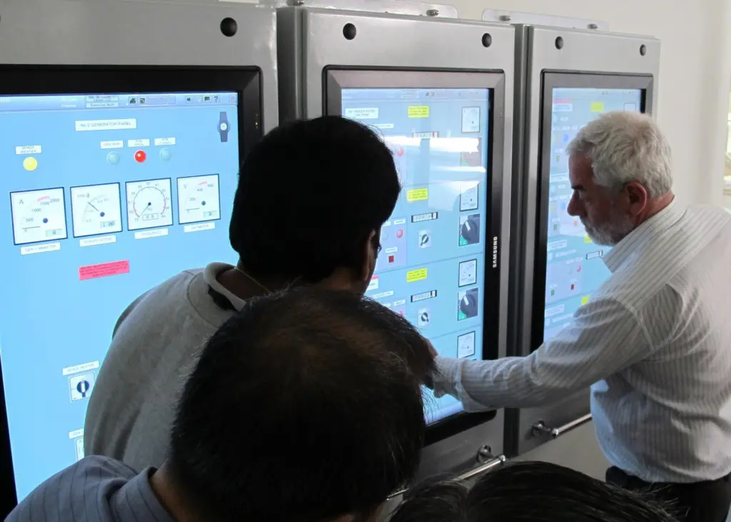 The new Transas ERS5000 engine room simulator at ITE in Singapore