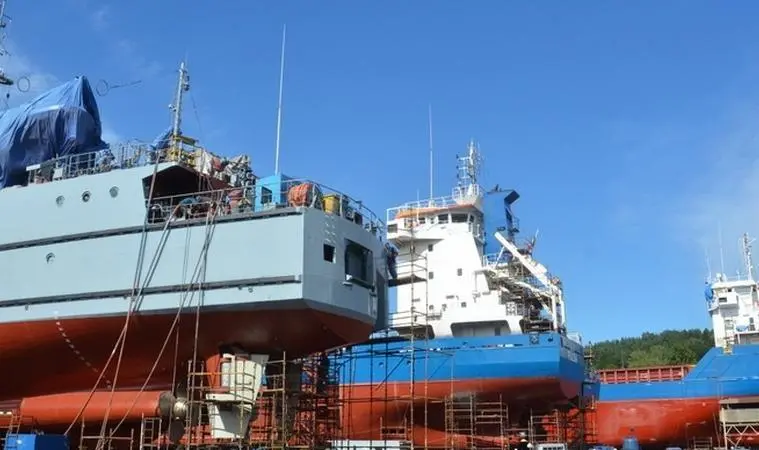 SMW Naval Shipyard – could be saved from bankruptcy by becoming a shipbreaker