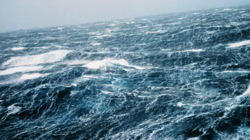 Waves and current data could provide a key to enhanced ship efficiency (NOAA)