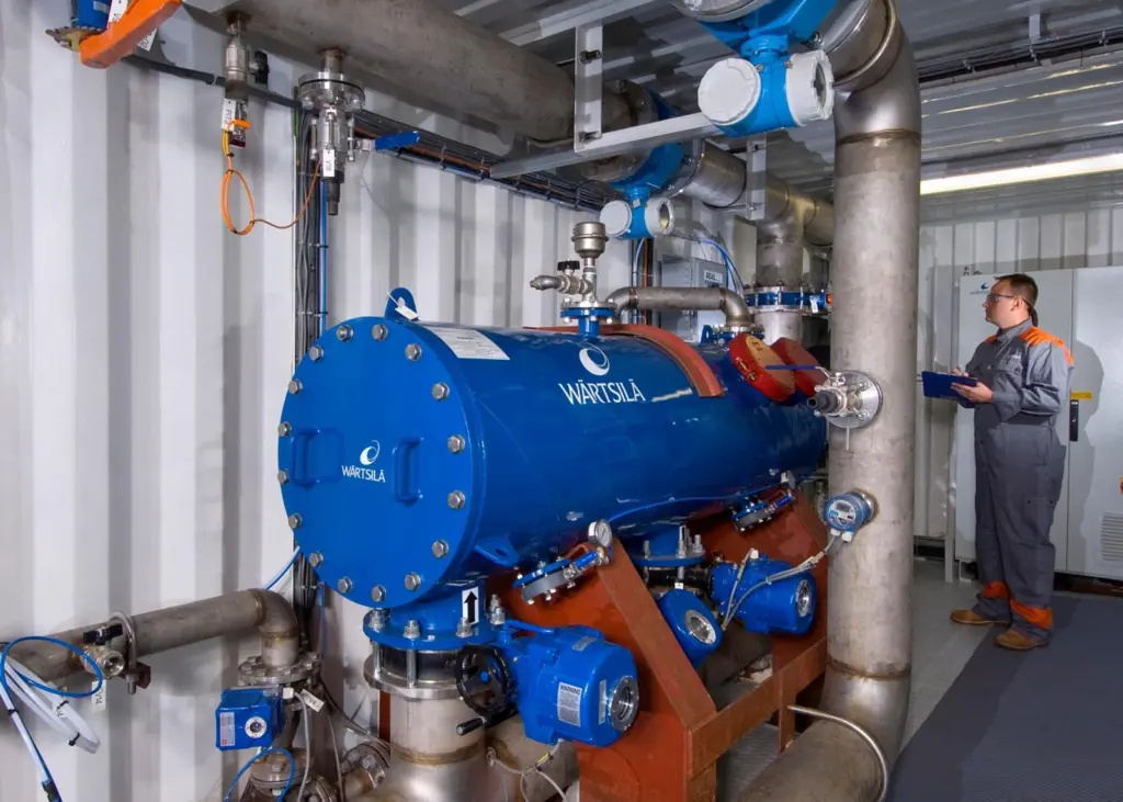The Aquarius UV is one of only two AMS accepted systems without salinity restrictions