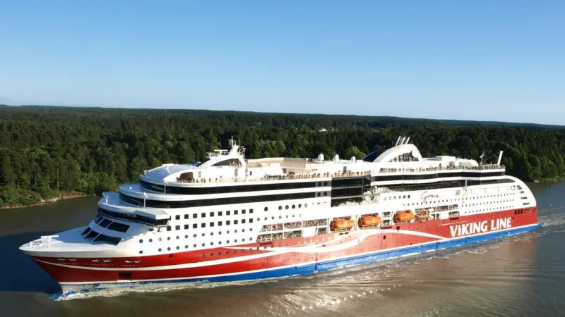 The ‘Viking Grace’ entered service, powered by dual fuel four-stroke engines running almost entirely on LNG as fuel, and proved a great success, not least as the venue for The Motorship’s fourth Gas Fuelled Ships conference