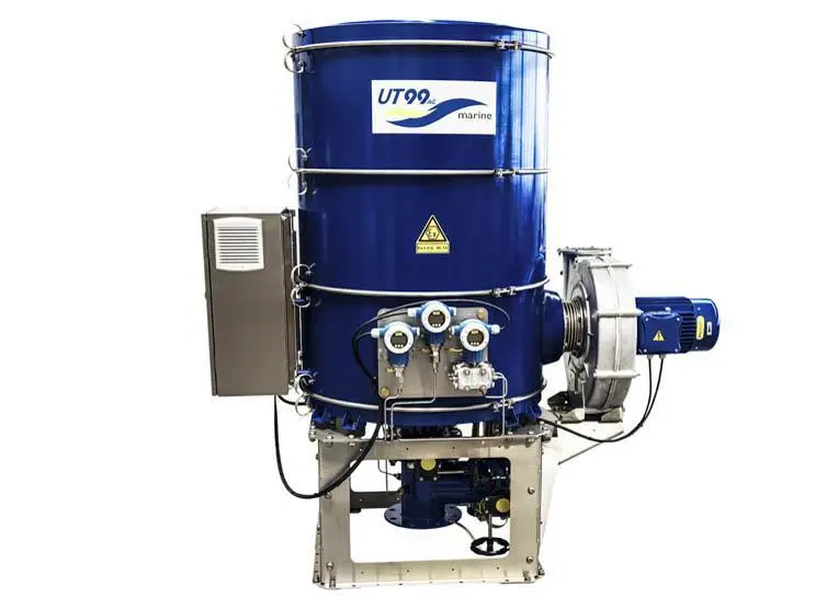 A UT99 oil mist eliminator