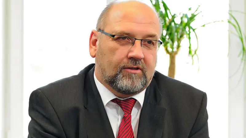 Harry Glawe: "new questions"