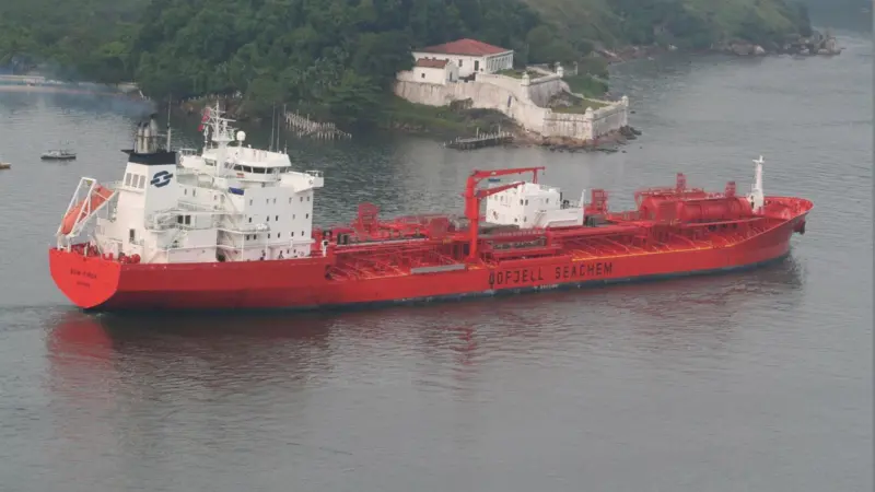 Product tanker ‘Bow Firda’ received a Mewis Duct to save fuel, work which ASRY completed in six days, allowing the ship an early return to revenue-earning service (Odfjell)