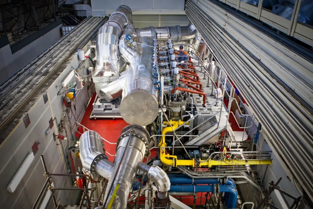 Wärtsilä low-pressure two stroke gas engine, using both Diesel and Otto cycles