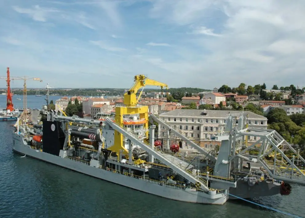 A previous large self-propelled cutter suction dredger, the 2,200dwt ‘Niccolo Machiavelli’ was built by Uljanik for Jan De Nul