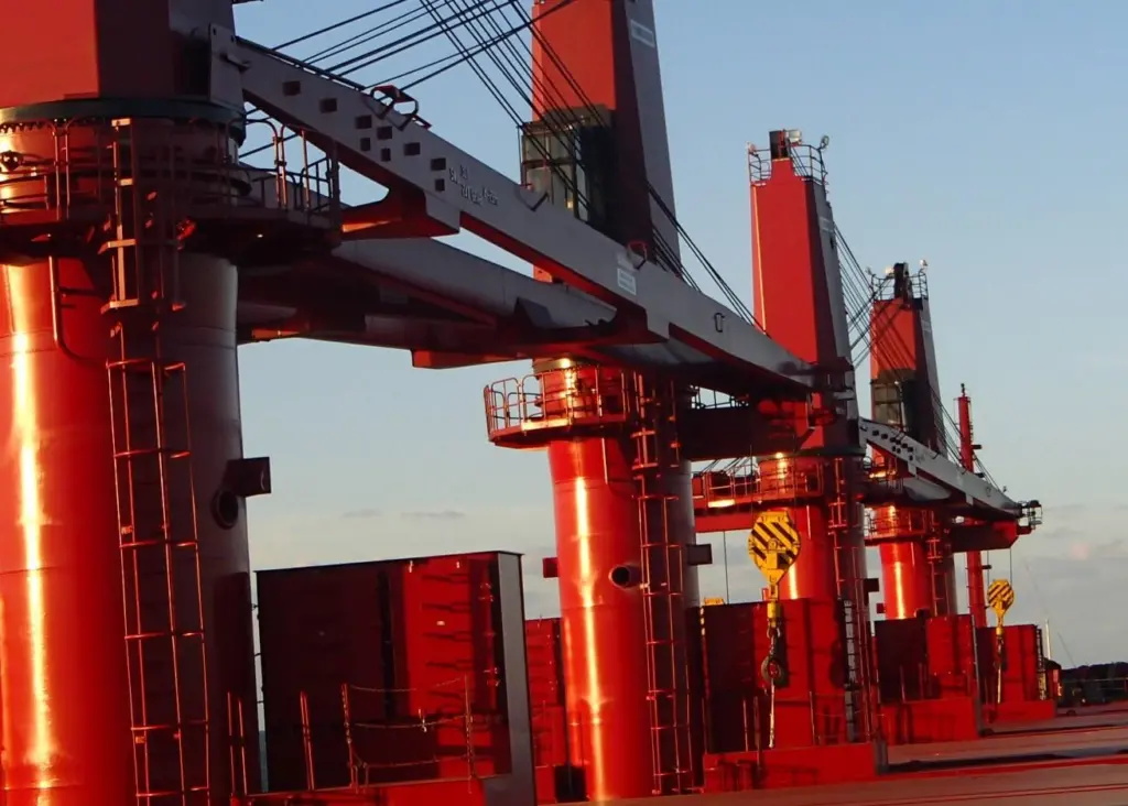 MacGregor will supply bulk versions of its cargo handling cranes