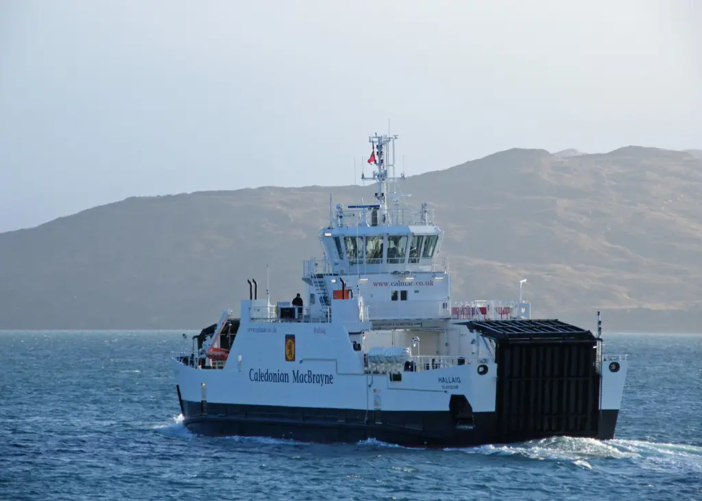 Signalling a new chapter in small ferry design, the ‘Hallaig’ employs a hybrid power and propulsion system using batteries and diesel-electric plant (Caledonian MacBrayne)
