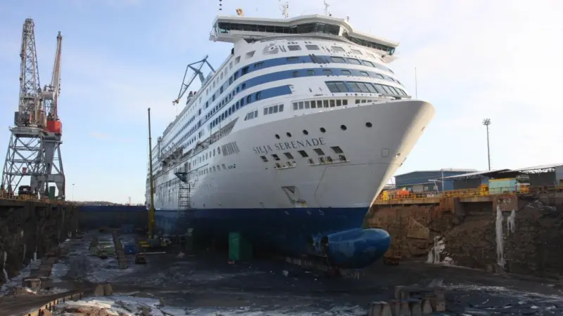‘Silja Serenade’ in drydock (Tallink Silja)