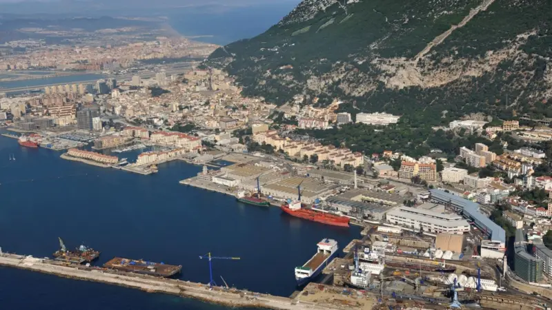 Gibdock offers comprehensive repair, maintenance and conversion in its three dry docks ranging in length from 154 to 272m